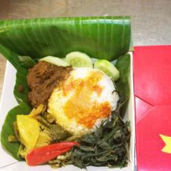 Nasi Box Rames Rendang/dendeng