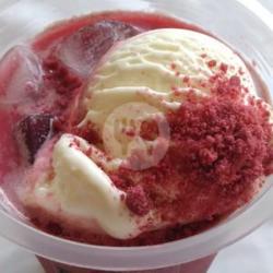 Red Velvet Vanila Float