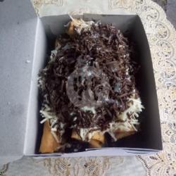 Banana Roll Coklat Keju