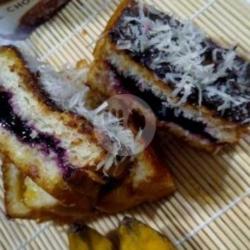 Roti Bakar Bandung Blueberry Keju Kacang Keju