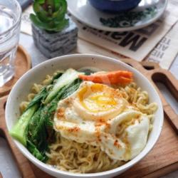 Mie Kuah Ayam Bawang