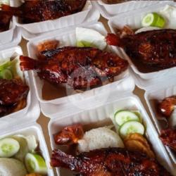 Paket Ikan Nila Bakar Sedang