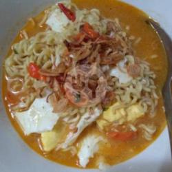 Indomie Kari  Telor  Sosis