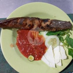 Lele Sambal Mentah/ Mateng