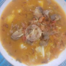 Tongseng Kepala Kambing