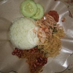 Nasi Puyung Ayam Sisit