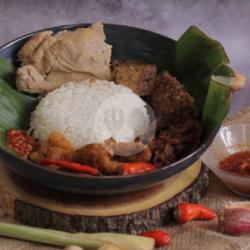 Paket Nasi Gudeg   Tempe, Tahu Opor