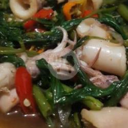 Tumis Kangkung Cumi Asin (dadakan)