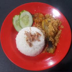 Nasi Ayam Kremes