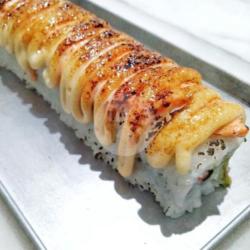 Salmon Mentai Sushi Roll