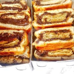 Choco Crunchy Pastry