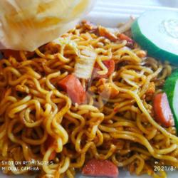 Mie Goreng (pedas Sedang) Free Teh Obeng