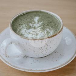 Cold Matcha Latte