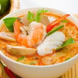 Tom Yam Seafood