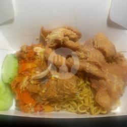 Indomie Ayam Geprek Kulit