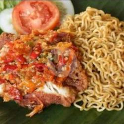 Geprek Mie Ayam Crispy Lengkap