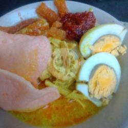 Lontong Opor Telur