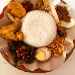 Nasi Campur Sayur Pelecing Gonde