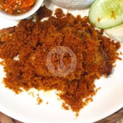 Ayam Serundeng Sambal Pelakor