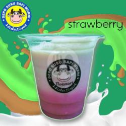 Susu Strawberry