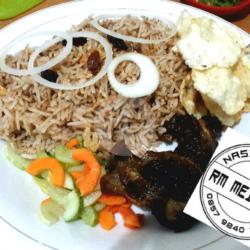 Nasi Kebuli Basmati Kambing Bakar