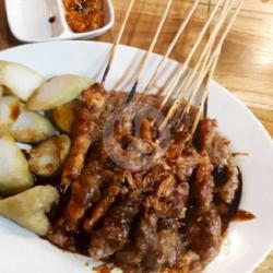 Sate Daku ( Daging Sapi / Kulit Ayam)