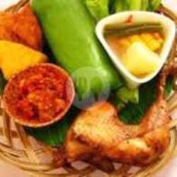 Nasi Timbel Kumplit