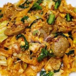 Kwetiaw Goreng Bakso