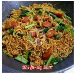 Mie Goreng Sosis