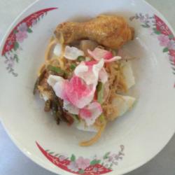 Lontong Ayam Goreng