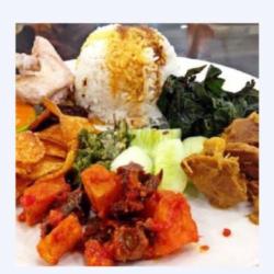 Nasi Orek Kentang
