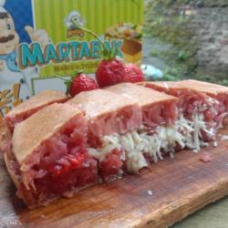 Martabak Buah Strawberry Keju Coklat