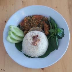 Paket Ayam Goreng Kalasan Sambal Kemangi