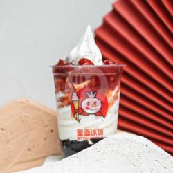 Strawberry Lucky Sundae