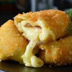 Cireng Crispy Mozzarella, Isi 10pc   Saos Sambal