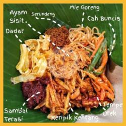 Nasi Kuning Sultan Ayam Sisit