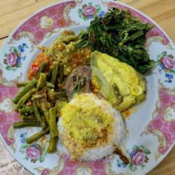 Nasi Ikan Kuning