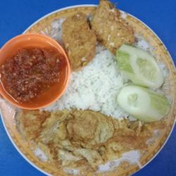 Nasi Sambal Telor Dadar