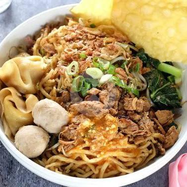 Yosh soqollanmagan mushuklar bilan porno tomosha qiling