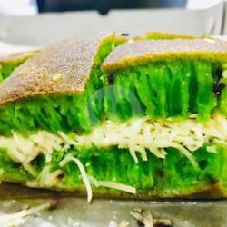 Terang Bulan Keju Pisang Pandan