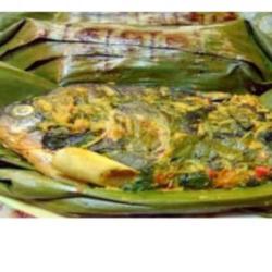 Pepes Ikan Mas