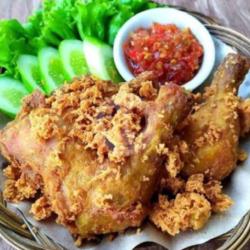 Ayam Penyet Kremes