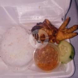 Nasi Penyet Rempelo Ati Ceker