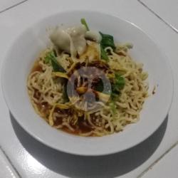 Mie Tumis Kuah Spesial