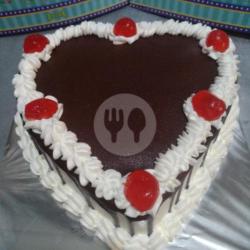 Kue Ulang Tahun Love Coklat Lumer 18x18