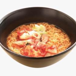 Korean Style Kimchi Noodle