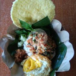 Sego Pecel Telur Ceplok