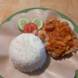 Nasi Ayam Geprek (sambal Bawang)