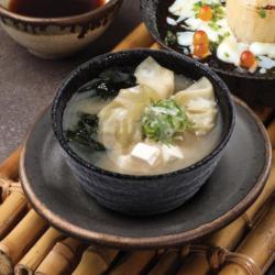 Gyoza Miso Soup