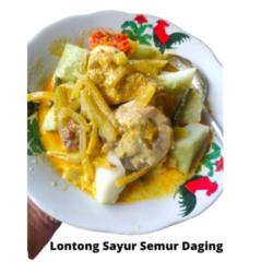 Lontong Sayur Semur Daging